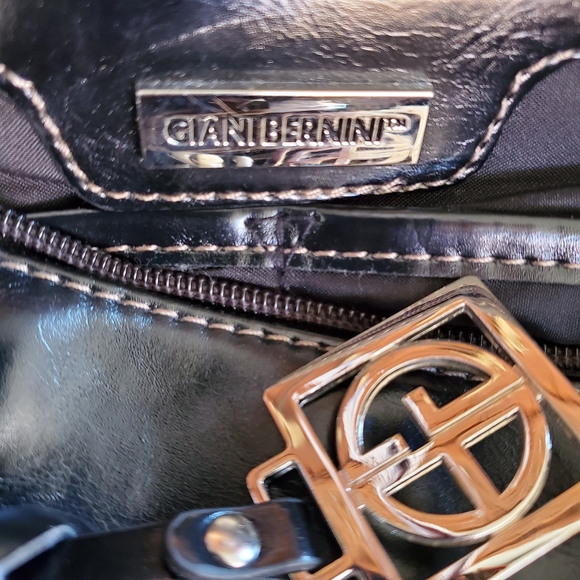 Giani Bernini Purse - Picture 4 of 14
